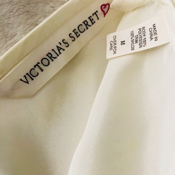 Beaded long VS Cream negligé w/matching penoi - Picture 3 of 6